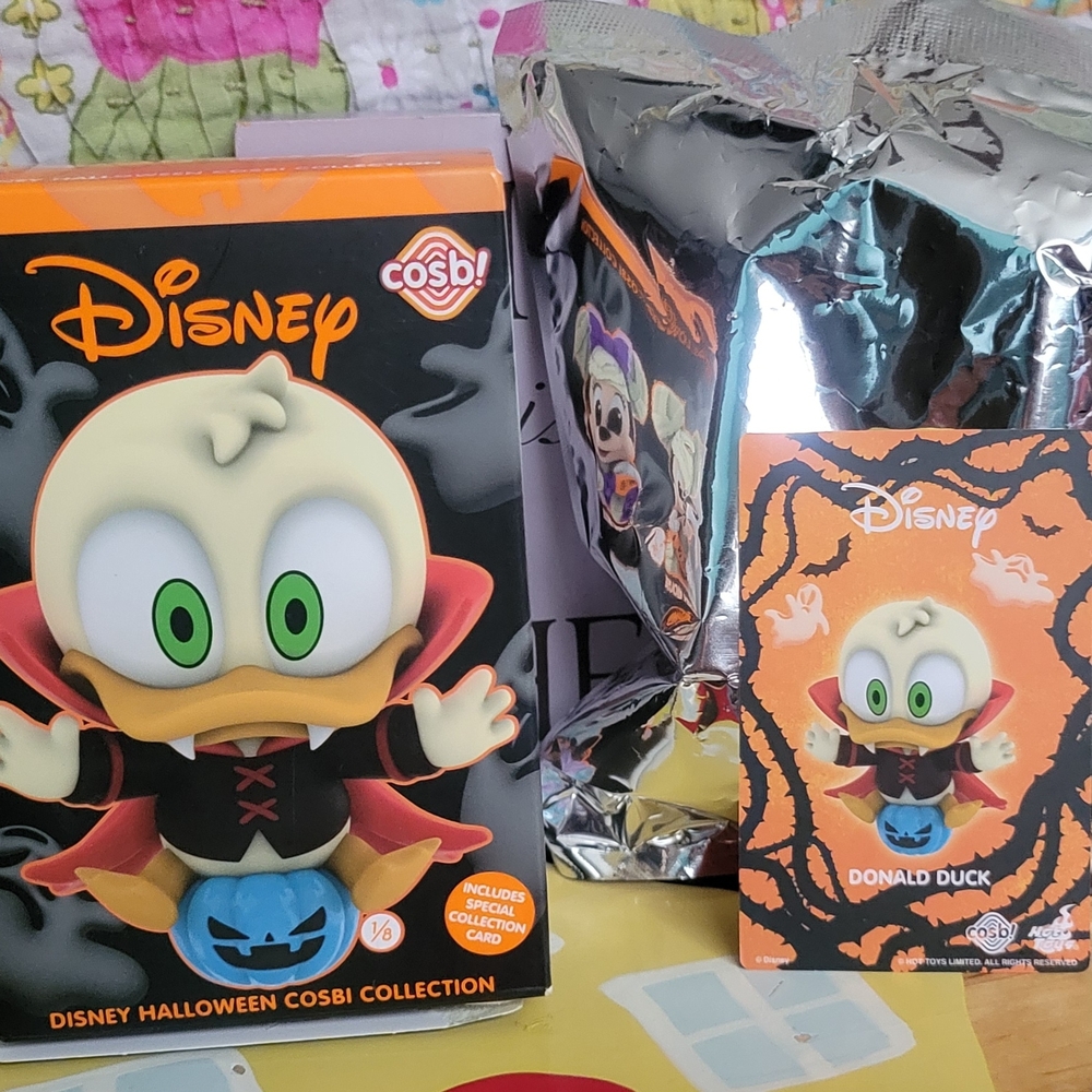 Disney Cosbi MYSTERY Donald Duck Halloween Figure + Donald Plush